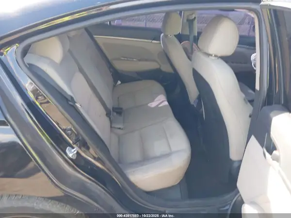 5NPD84LF8HH035837 2017 HYUNDAI ELANTRA - Image 8