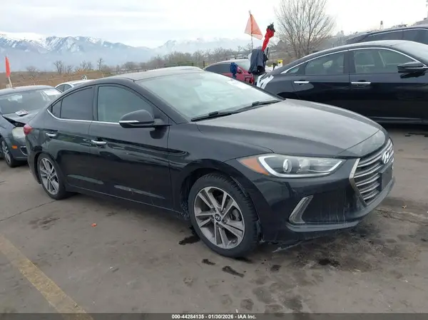 5NPD84LF8HH035840 2017 HYUNDAI ELANTRA - Image 1