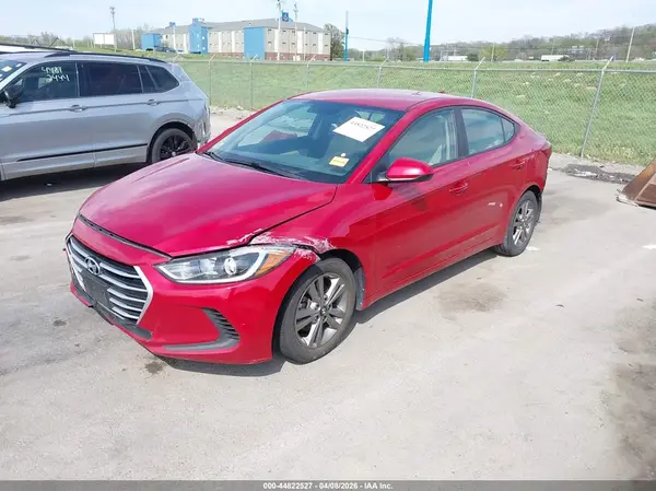 5NPD84LF8HH039564 2017 HYUNDAI ELANTRA - Image 2