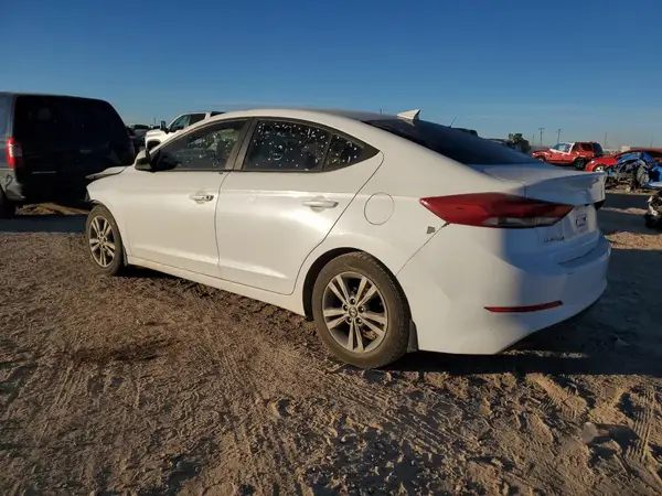 5NPD84LF8HH041976 2017 HYUNDAI ELANTRA - Image 2