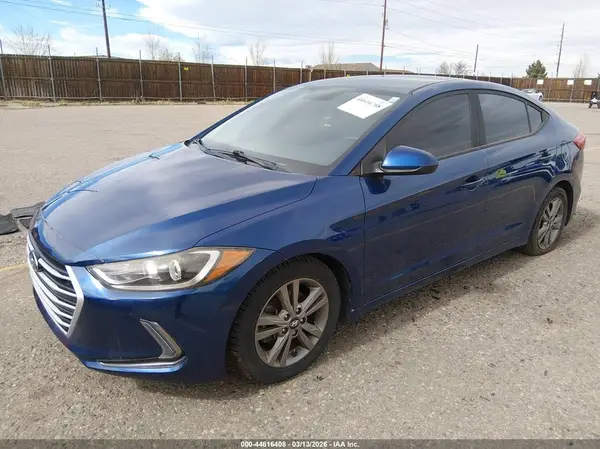 5NPD84LF8HH043193 2017 HYUNDAI ELANTRA - Image 2
