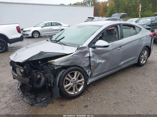 5NPD84LF8HH043226 2017 HYUNDAI ELANTRA - Image 2
