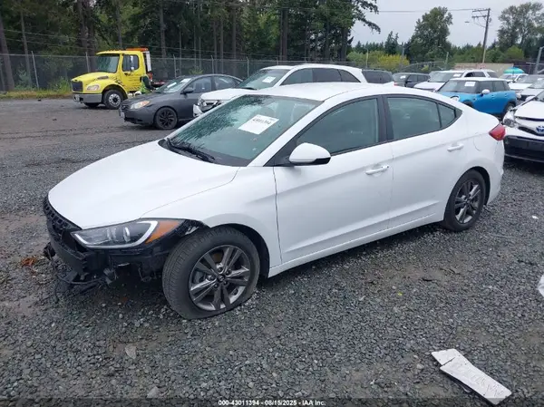 5NPD84LF8HH044022 2017 HYUNDAI ELANTRA - Image 2