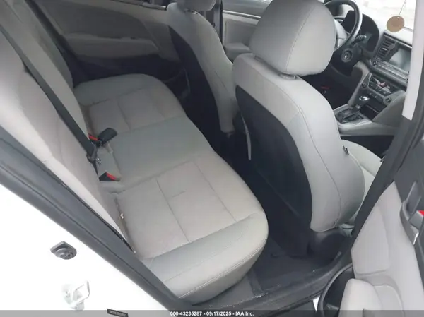 5NPD84LF8HH048197 2017 HYUNDAI ELANTRA - Image 8