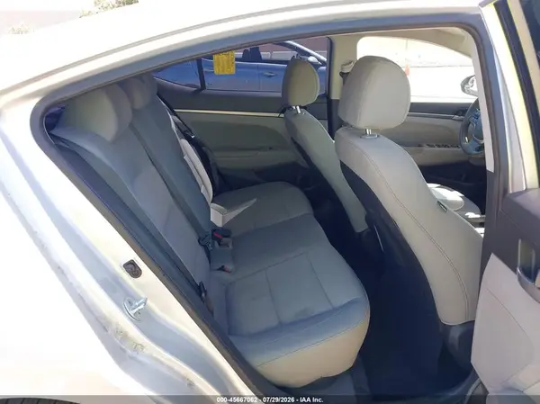 5NPD84LF8HH055862 2017 HYUNDAI ELANTRA - Image 8