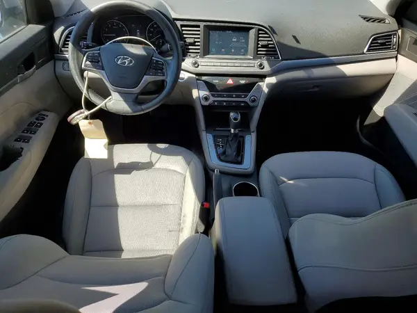 5NPD84LF8HH056686 2017 HYUNDAI ELANTRA - Image 8