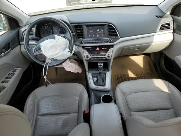 5NPD84LF8HH056784 2017 HYUNDAI ELANTRA - Image 8