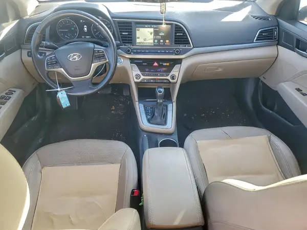 5NPD84LF8HH057644 2017 HYUNDAI ELANTRA - Image 8
