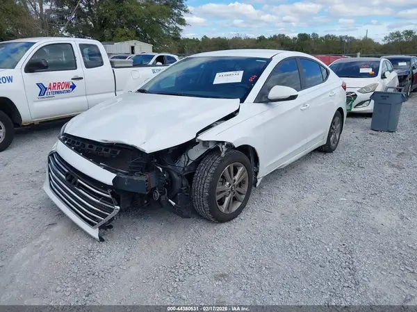 5NPD84LF8HH058549 2017 HYUNDAI ELANTRA - Image 2