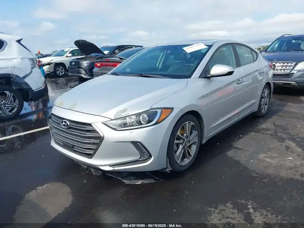 5NPD84LF8HH058843 2017 HYUNDAI ELANTRA - Image 2