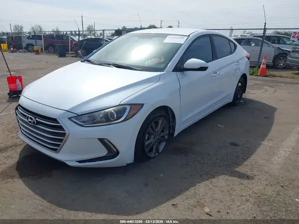 5NPD84LF8HH060057 2017 HYUNDAI ELANTRA - Image 2