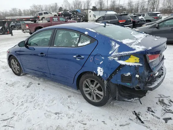 5NPD84LF8HH060995 2017 HYUNDAI ELANTRA - Image 2