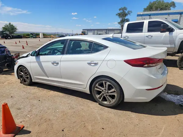 5NPD84LF8HH062147 2017 HYUNDAI ELANTRA - Image 2