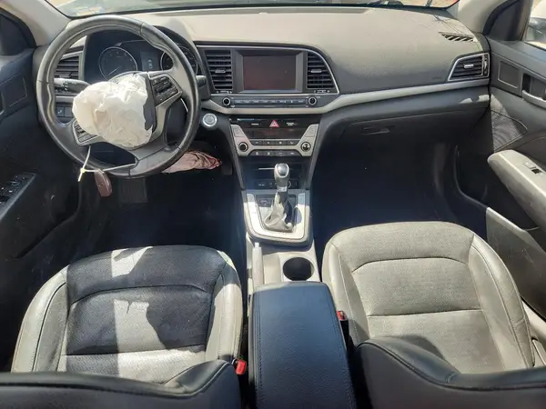 5NPD84LF8HH062147 2017 HYUNDAI ELANTRA - Image 8