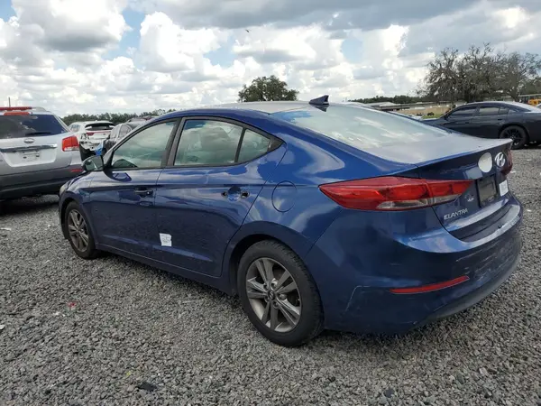 5NPD84LF8HH063136 2017 HYUNDAI ELANTRA - Image 2