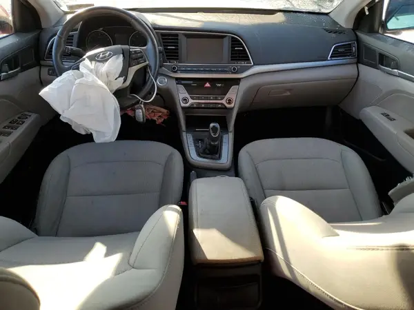 5NPD84LF8HH064836 2017 HYUNDAI ELANTRA - Image 8