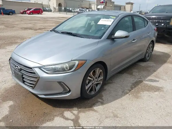 5NPD84LF8HH065825 2017 HYUNDAI ELANTRA - Image 2