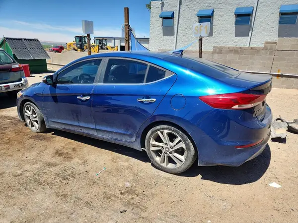 5NPD84LF8HH066103 2017 HYUNDAI ELANTRA - Image 2