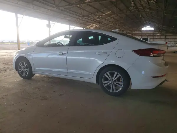 5NPD84LF8HH066599 2017 HYUNDAI ELANTRA - Image 2