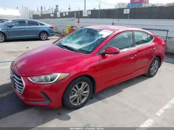 5NPD84LF8HH067171 2017 HYUNDAI ELANTRA - Image 2