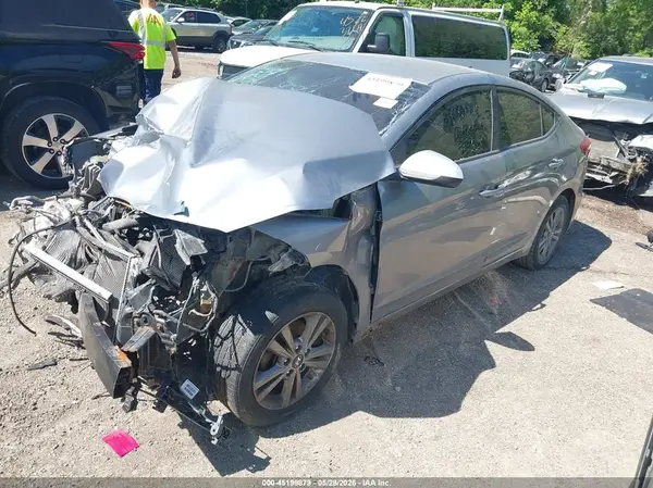 5NPD84LF8HH068885 2017 HYUNDAI ELANTRA - Image 2