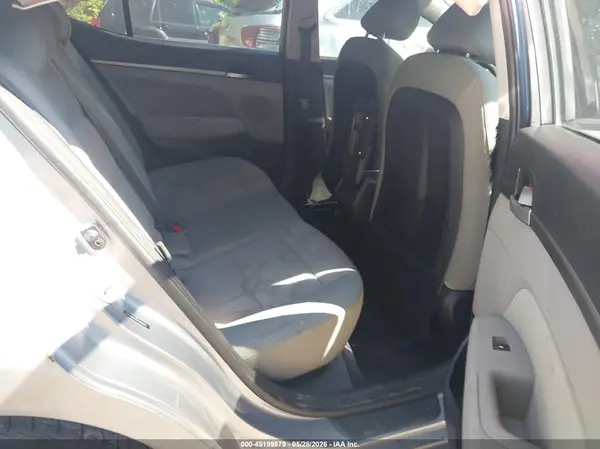 5NPD84LF8HH068885 2017 HYUNDAI ELANTRA - Image 8