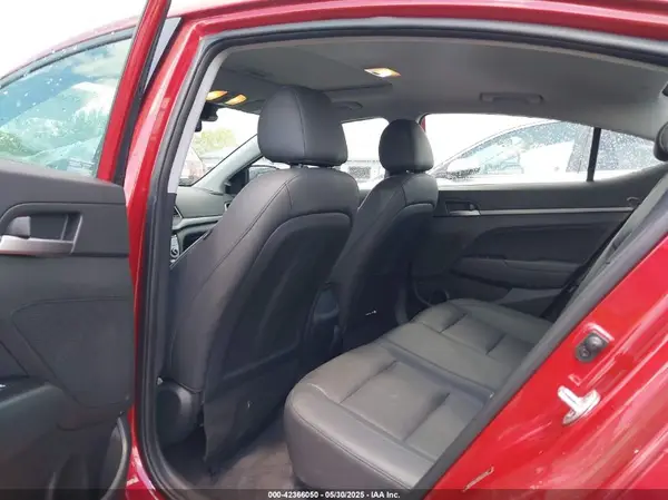5NPD84LF8HH070796 2017 HYUNDAI ELANTRA - Image 8