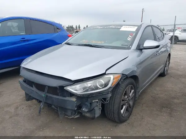 5NPD84LF8HH071754 2017 HYUNDAI ELANTRA - Image 2