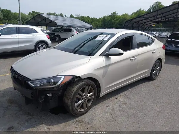5NPD84LF8HH071835 2017 HYUNDAI ELANTRA - Image 2