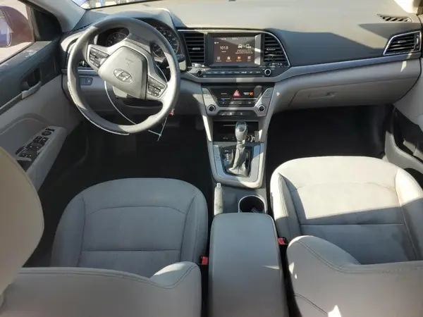 5NPD84LF8HH076890 2017 HYUNDAI ELANTRA - Image 8