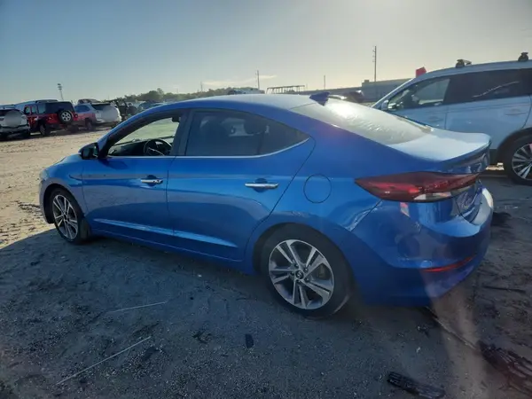 5NPD84LF8HH079319 2017 HYUNDAI ELANTRA - Image 2