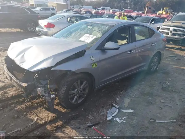 5NPD84LF8HH081250 2017 HYUNDAI ELANTRA - Image 2
