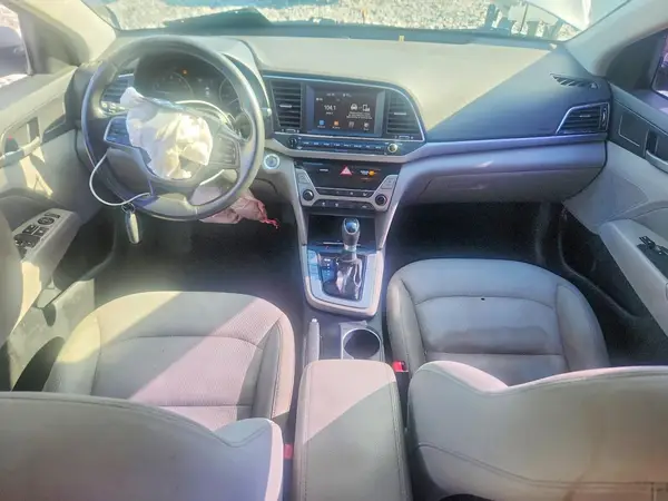 5NPD84LF8HH083452 2017 HYUNDAI ELANTRA - Image 8