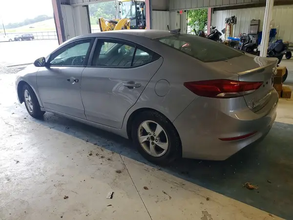 5NPD84LF8HH084701 2017 HYUNDAI ELANTRA - Image 2