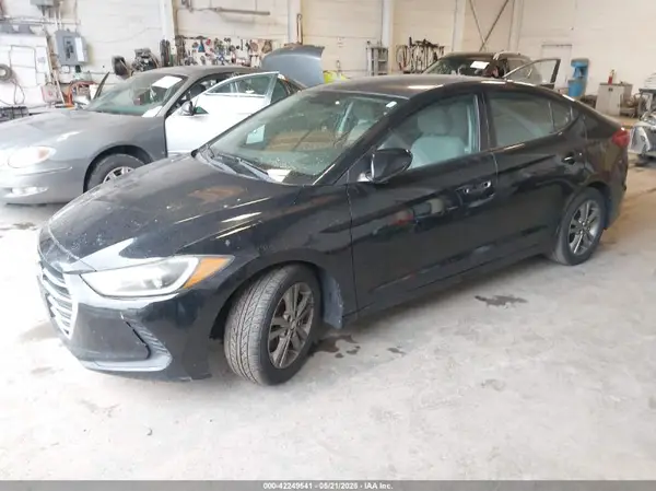5NPD84LF8HH086478 2017 HYUNDAI ELANTRA - Image 2