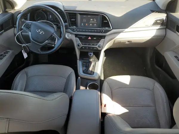 5NPD84LF8HH086562 2017 HYUNDAI ELANTRA - Image 8