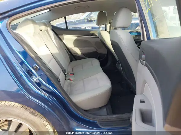 5NPD84LF8HH089493 2017 HYUNDAI ELANTRA - Image 8