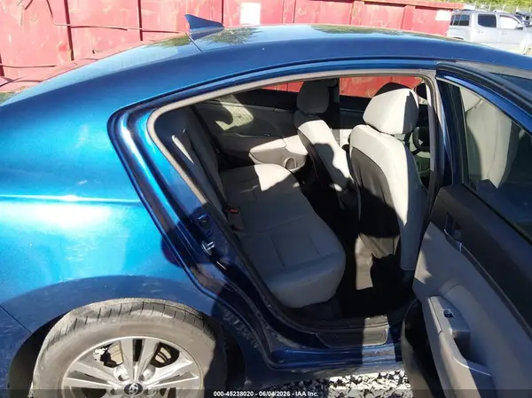5NPD84LF8HH092295 2017 HYUNDAI ELANTRA - Image 8