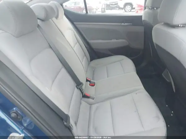 5NPD84LF8HH094483 2017 HYUNDAI ELANTRA - Image 8