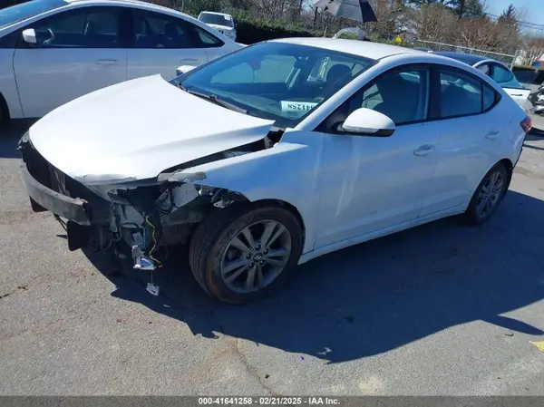 5NPD84LF8HH097643 2017 HYUNDAI ELANTRA - Image 2