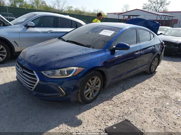 5NPD84LF8HH097951 2017 HYUNDAI ELANTRA - Image 2
