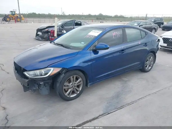 5NPD84LF8HH102341 2017 HYUNDAI ELANTRA - Image 2