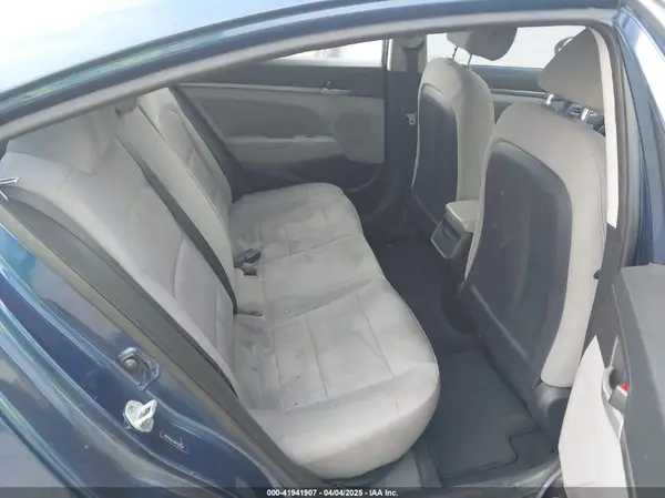 5NPD84LF8HH102341 2017 HYUNDAI ELANTRA - Image 8