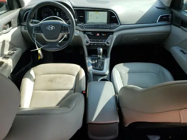 5NPD84LF8HH105224 2017 HYUNDAI ELANTRA - Image 8