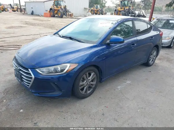 5NPD84LF8HH105465 2017 HYUNDAI ELANTRA - Image 2