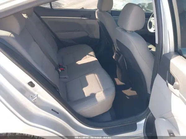 5NPD84LF8HH108141 2017 HYUNDAI ELANTRA - Image 8