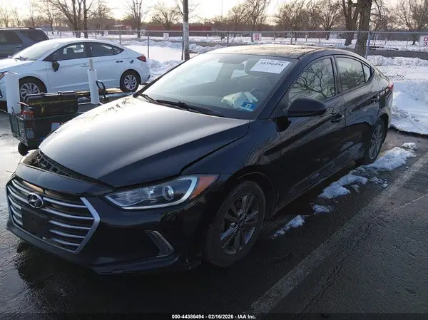 5NPD84LF8HH109029 2017 HYUNDAI ELANTRA - Image 2