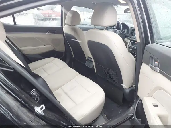 5NPD84LF8HH109029 2017 HYUNDAI ELANTRA - Image 8
