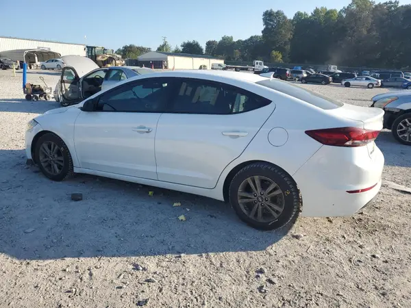 5NPD84LF8HH110035 2017 HYUNDAI ELANTRA - Image 2