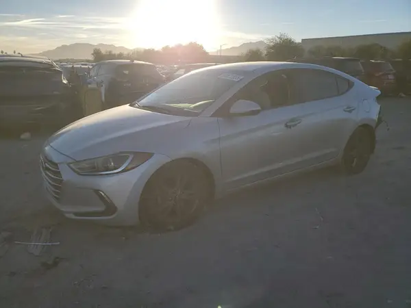 5NPD84LF8HH110455 2017 HYUNDAI ELANTRA - Image 1
